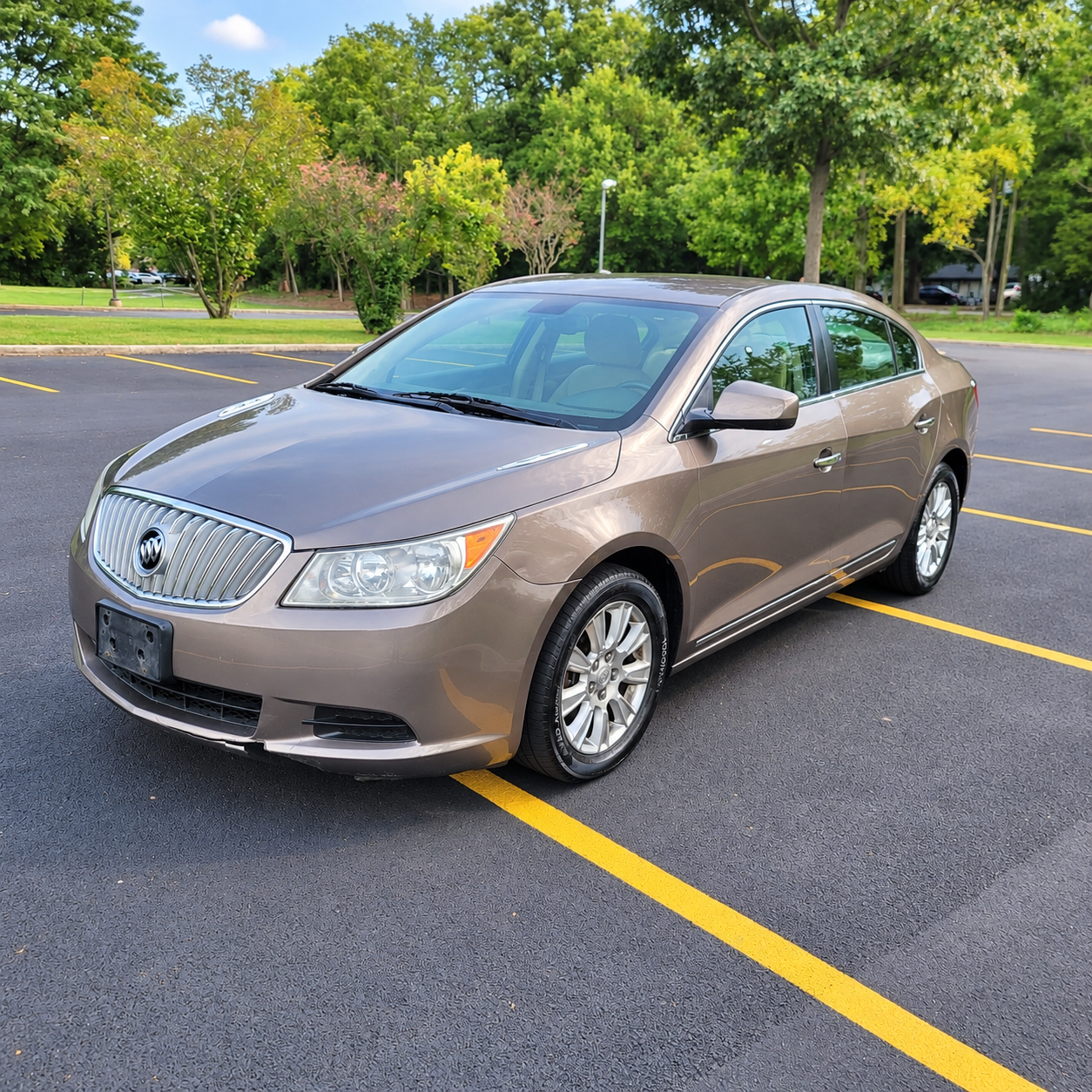 COVR car photo: 2012 Buick LaCrosse